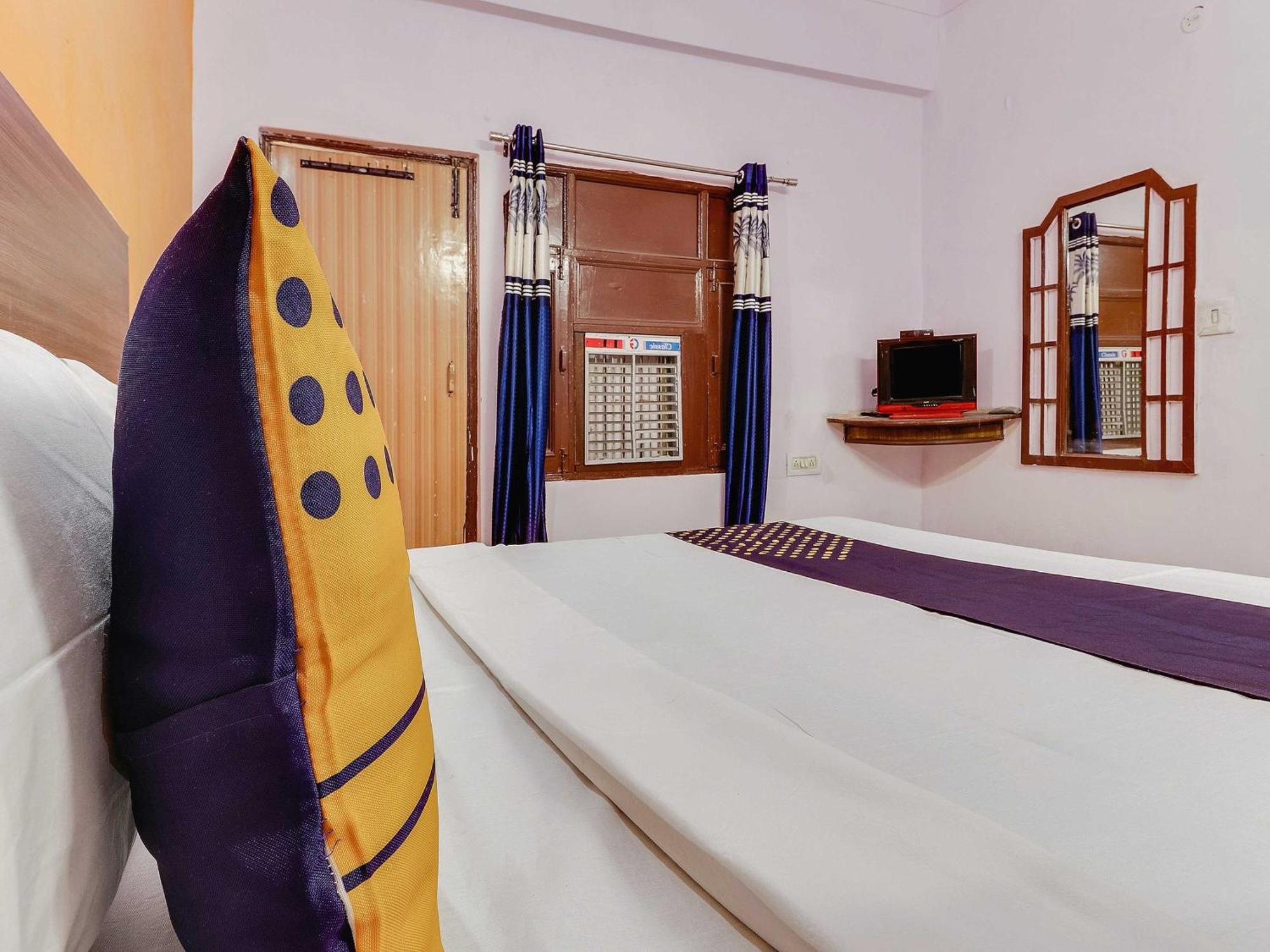 Hotel Bhaskar By Grb ガーズィヤーバード エクステリア 写真